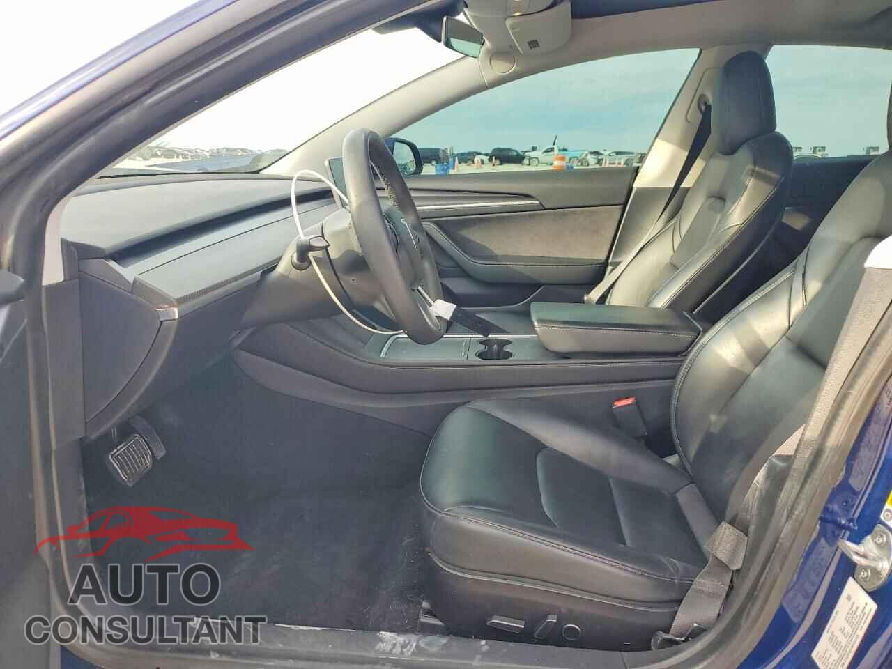 TESLA MODEL 3 2021 - 5YJ3E1EA1MF051245