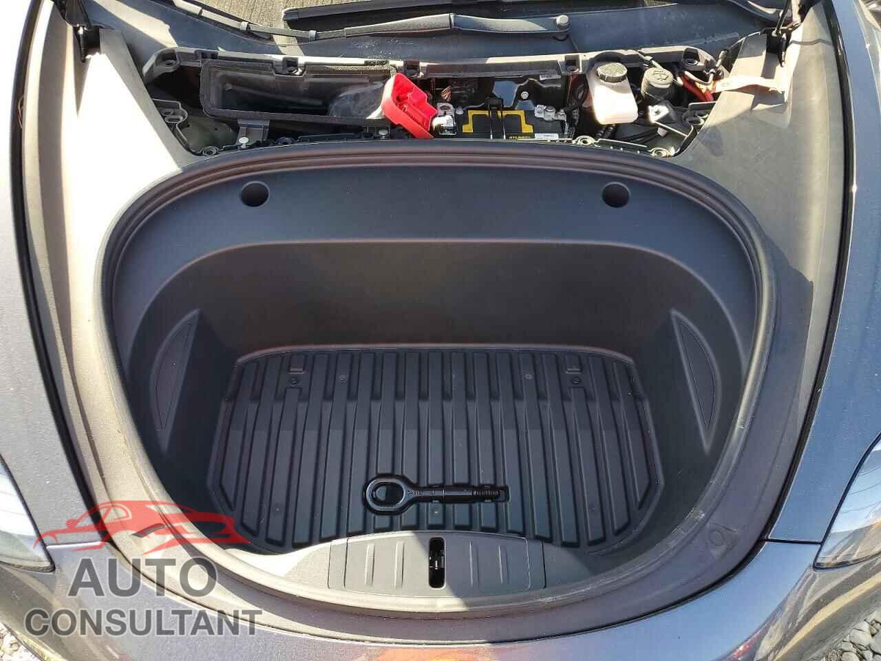 TESLA MODEL 3 2021 - 5YJ3E1EA6MF076464