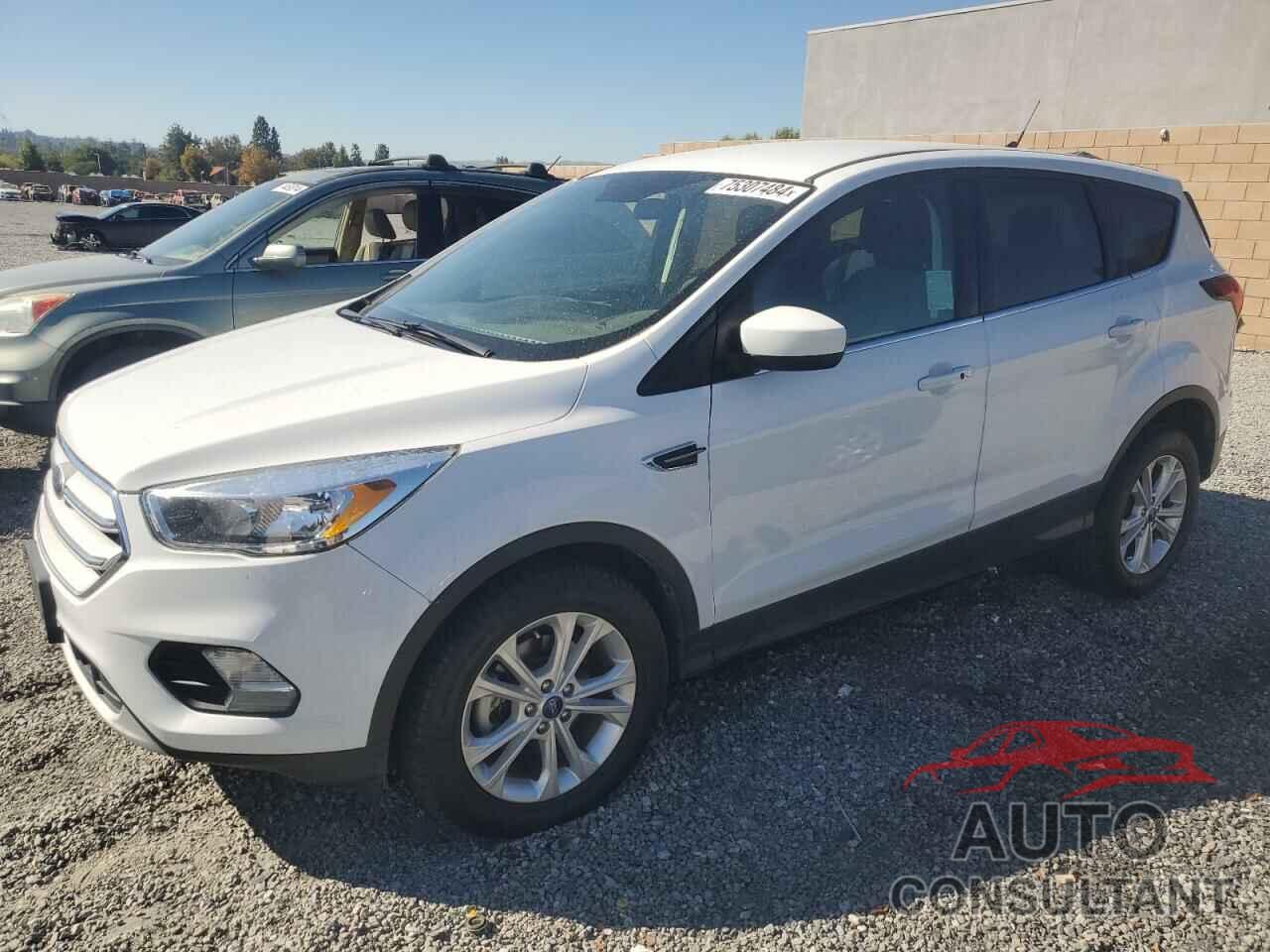 FORD ESCAPE 2019 - 1FMCU0GDXKUA20256