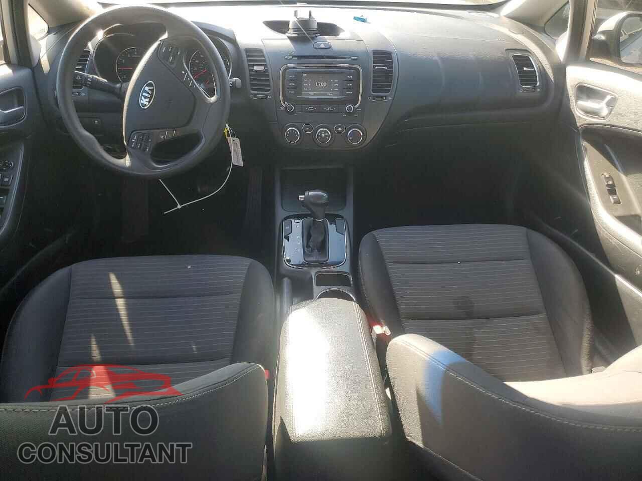 KIA FORTE 2017 - 3KPFL4A74HE094200
