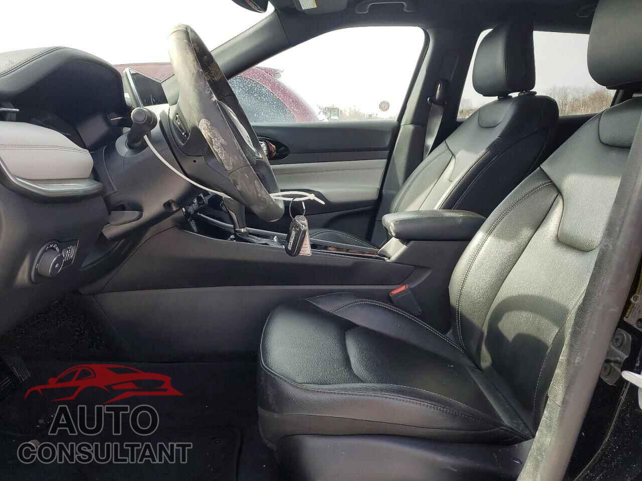 JEEP COMPASS 2025 - 3C4NJDCN5ST548177