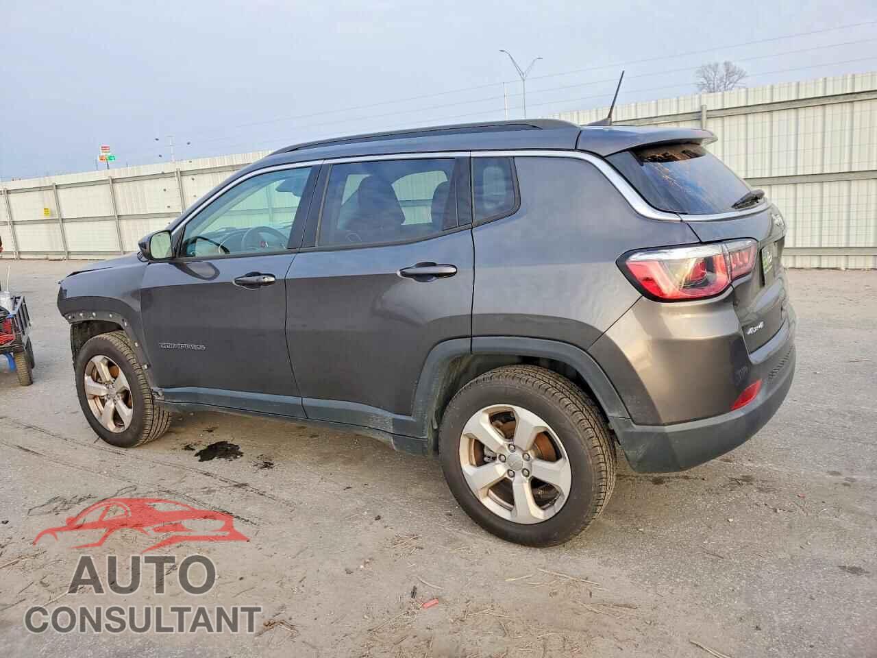JEEP COMPASS 2018 - 3C4NJDBB7JT185077