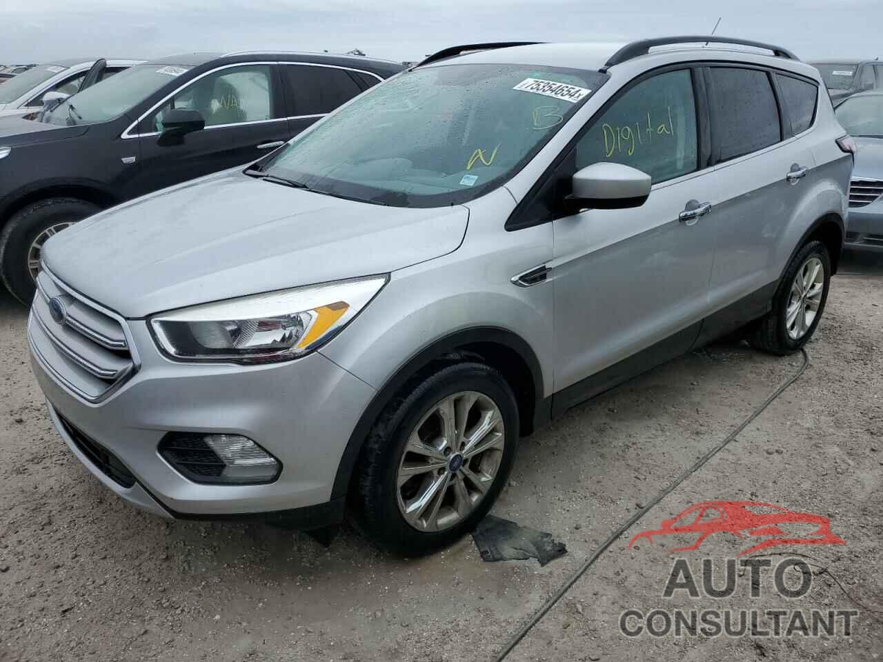 FORD ESCAPE 2018 - 1FMCU0GD8JUA43498