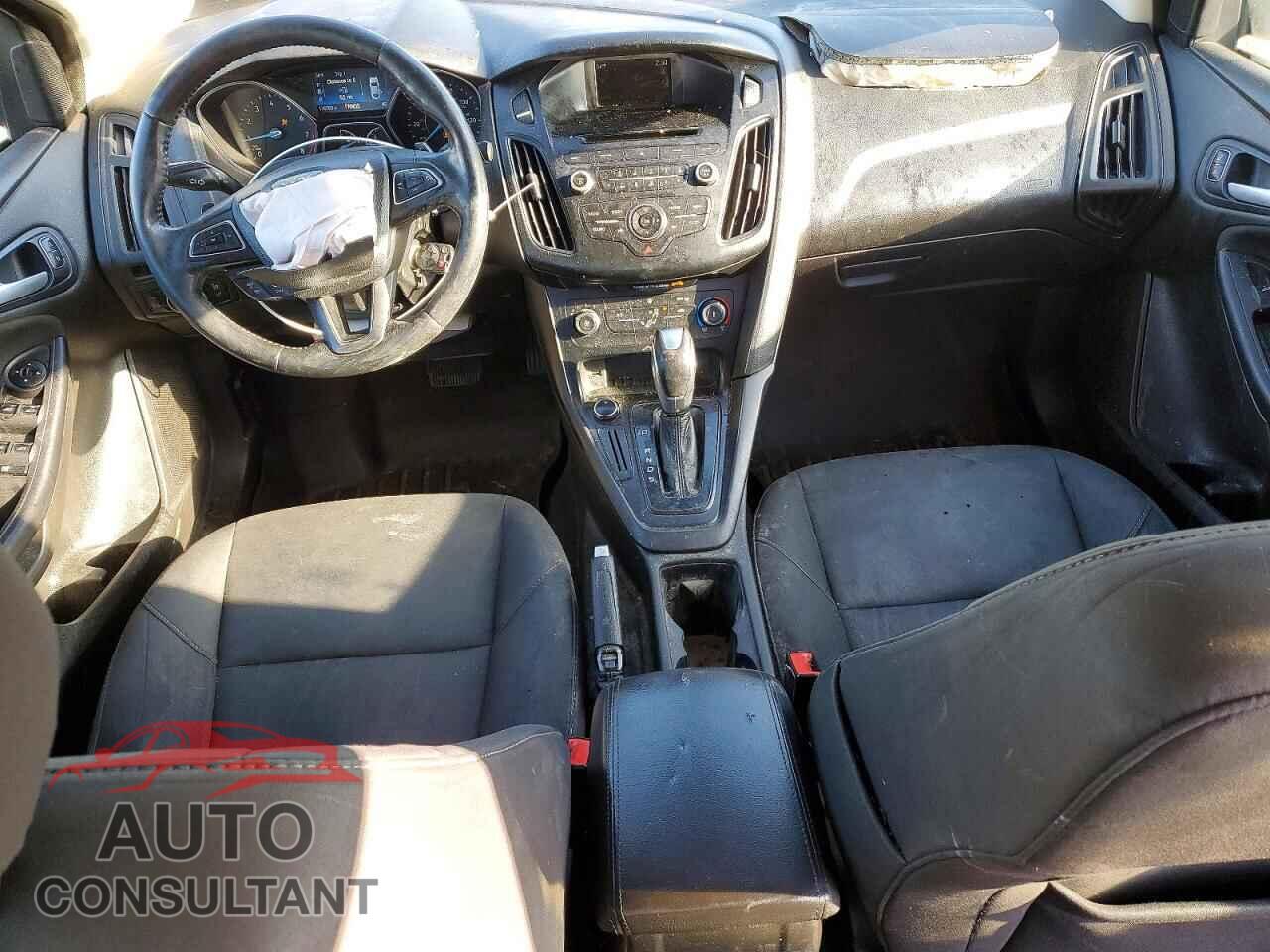 FORD FOCUS 2016 - 1FADP3F2XGL357319