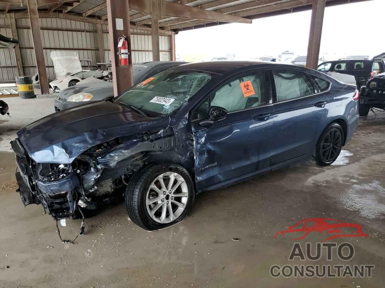 FORD FUSION 2019 - 3FA6P0LU8KR196623