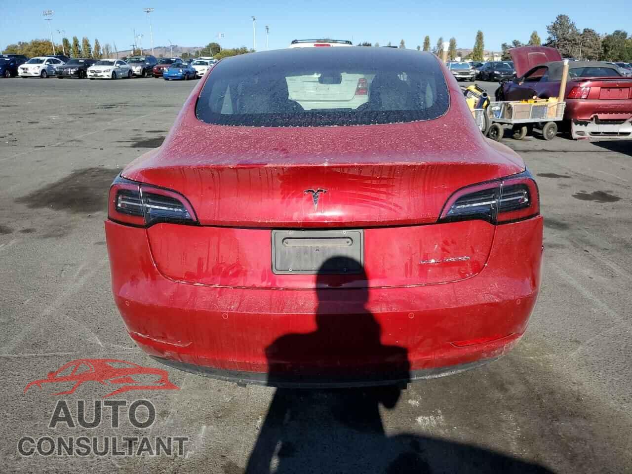 TESLA MODEL 3 2021 - 5YJ3E1EB2MF009238