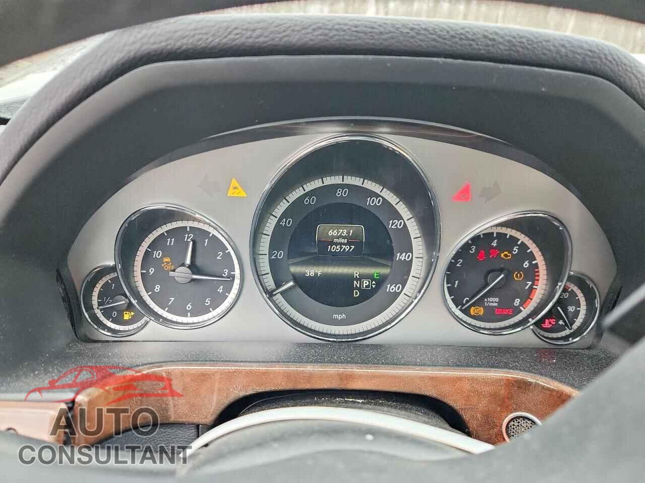 MERCEDES-BENZ E-CLASS 2013 - WDDHF8JB6DA700174