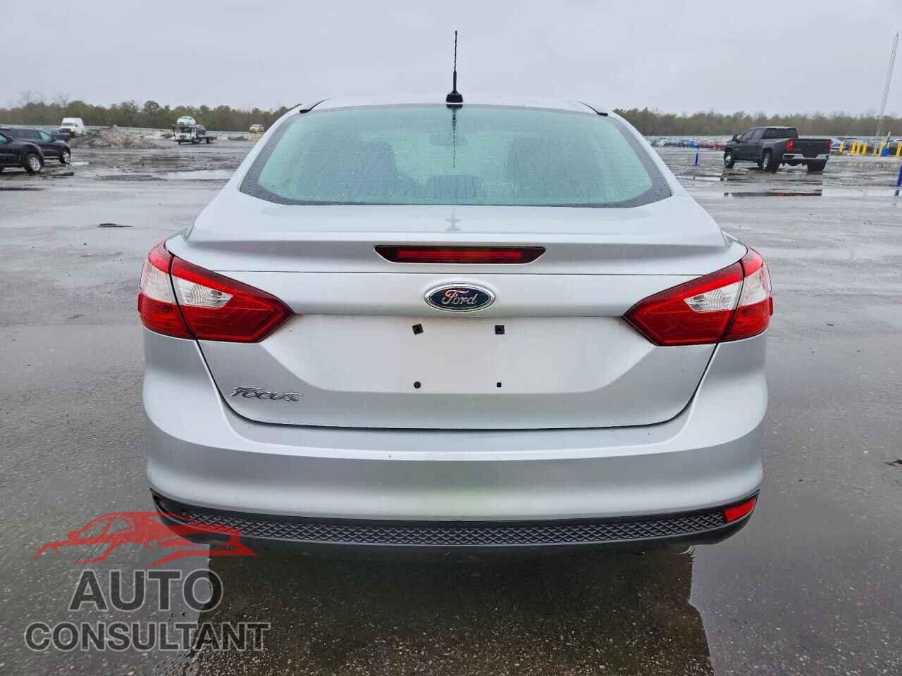 FORD FOCUS 2012 - 1FAHP3E20CL149219
