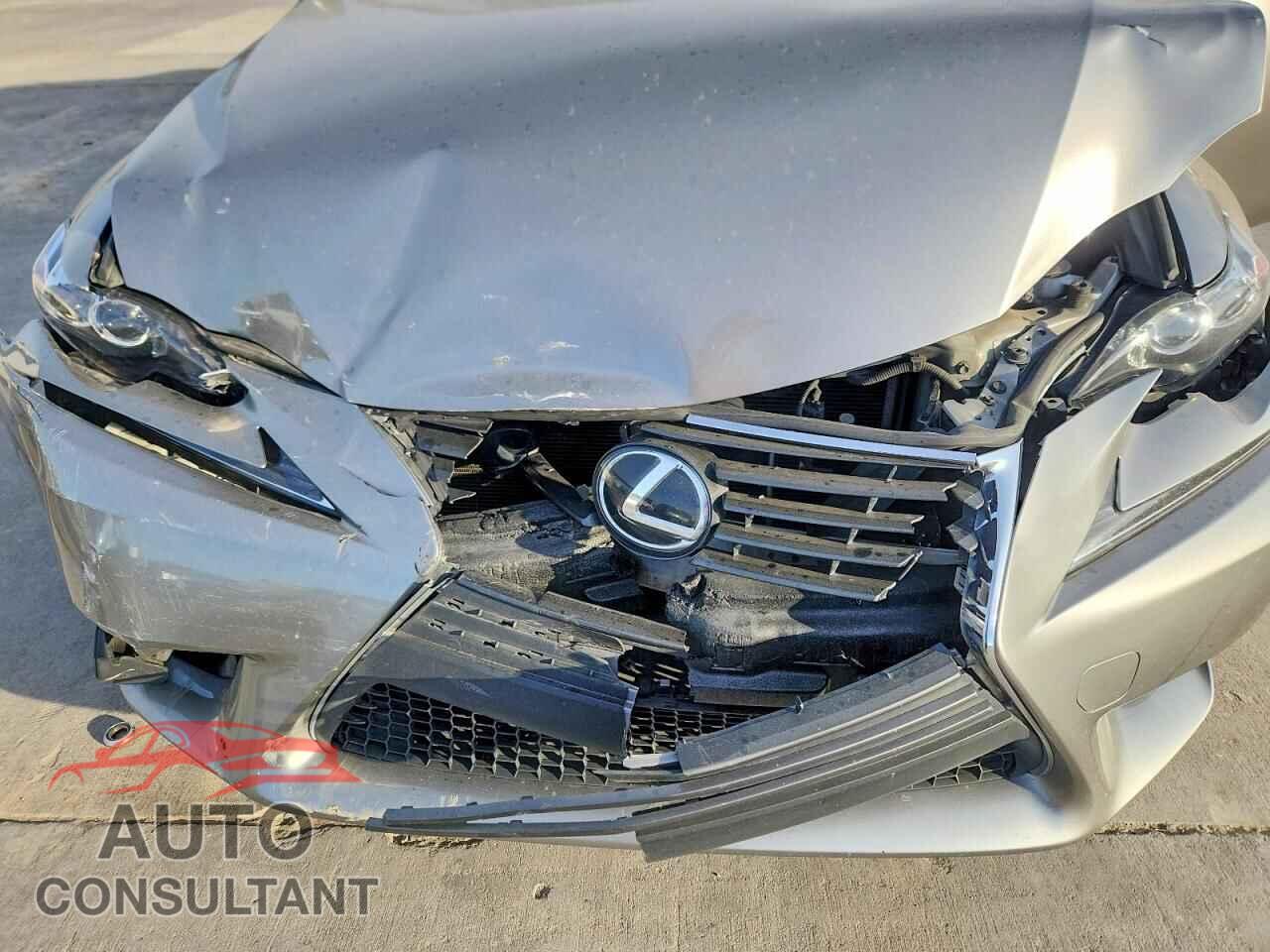 LEXUS IS 2014 - JTHBF1D22E5015021