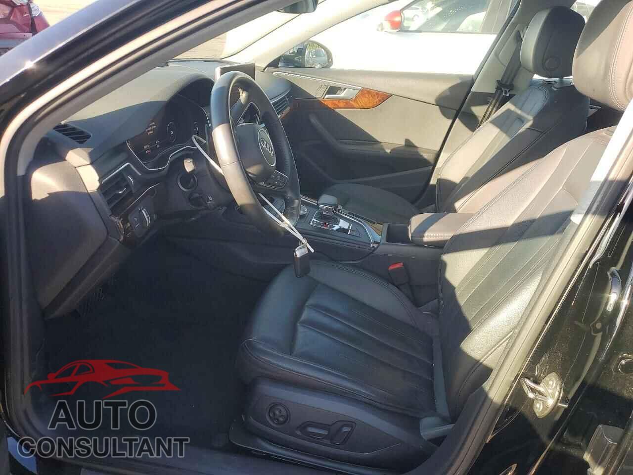AUDI A4 2019 - WAUHMAF44KA014663