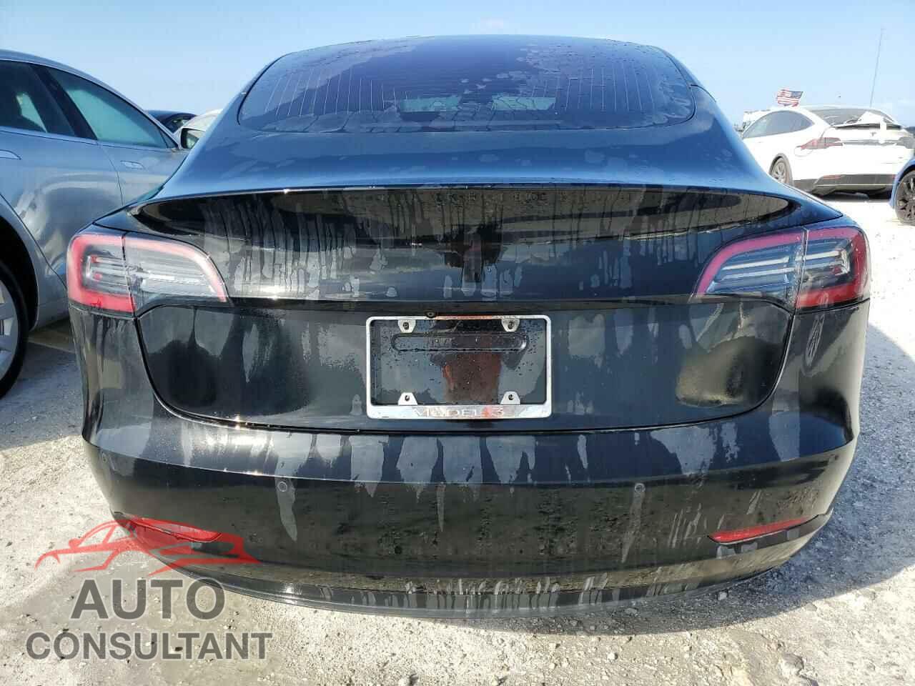 TESLA MODEL 3 2018 - 5YJ3E1EB2JF178526