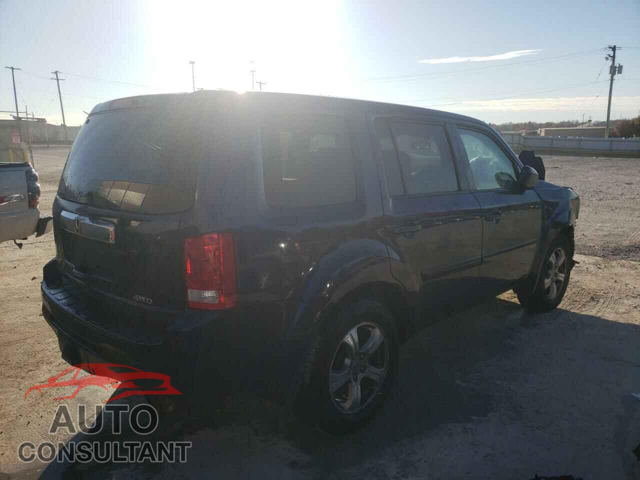 HONDA PILOT 2015 - 5FNYF4H41FB050903