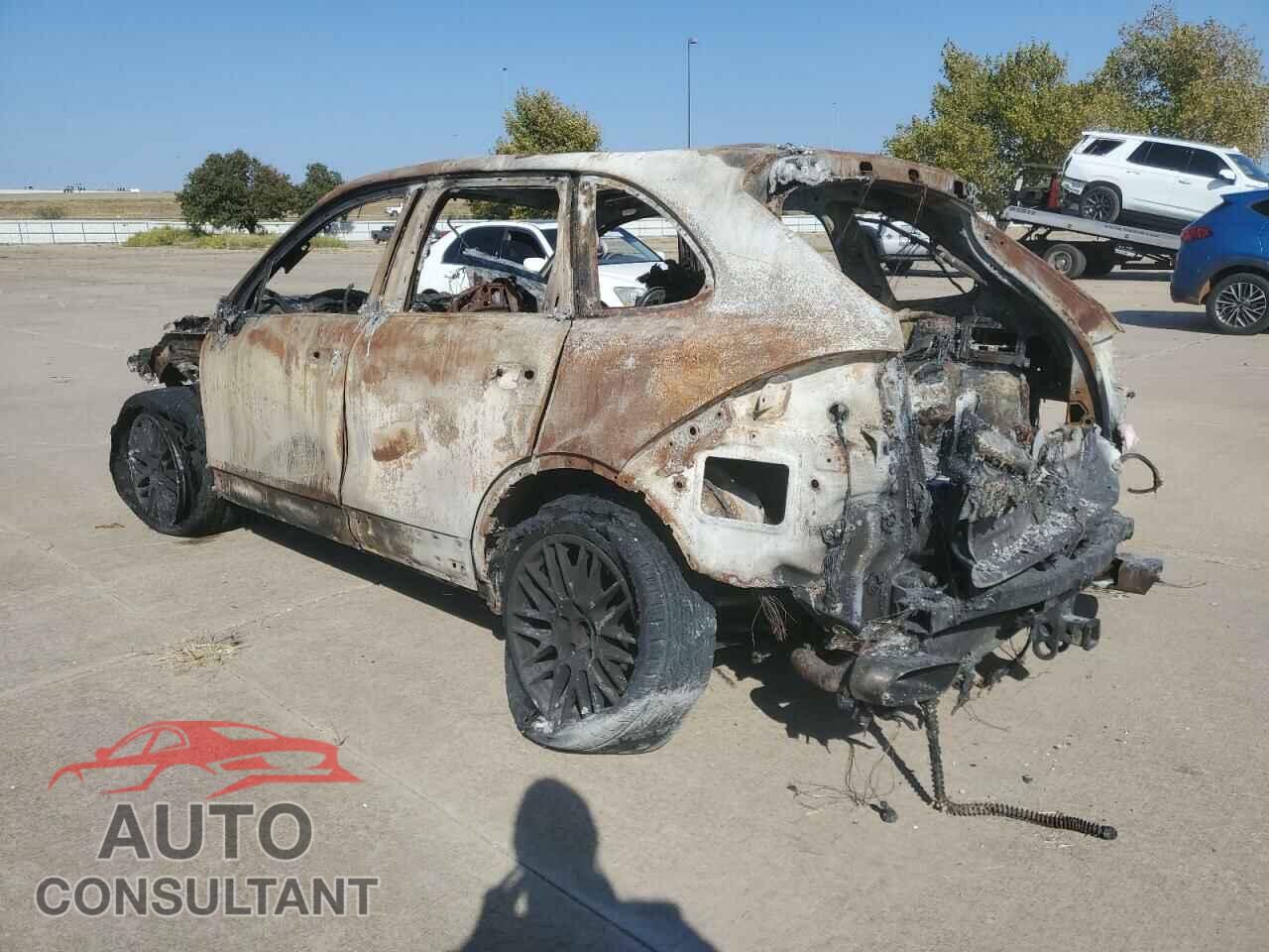 PORSCHE CAYENNE 2018 - WP1AA2A26JKA03776