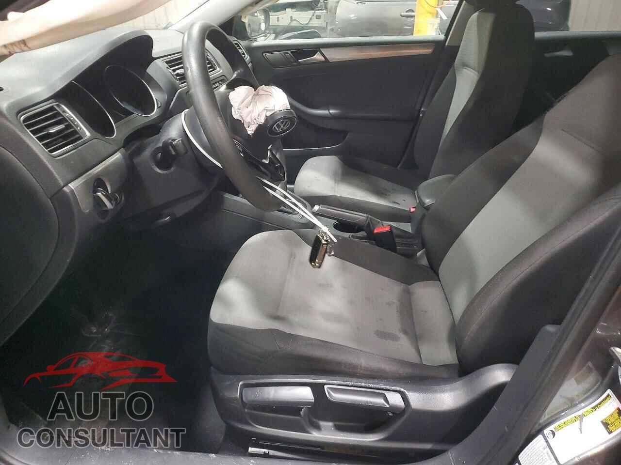 VOLKSWAGEN JETTA 2017 - 3VW2B7AJ9HM404293