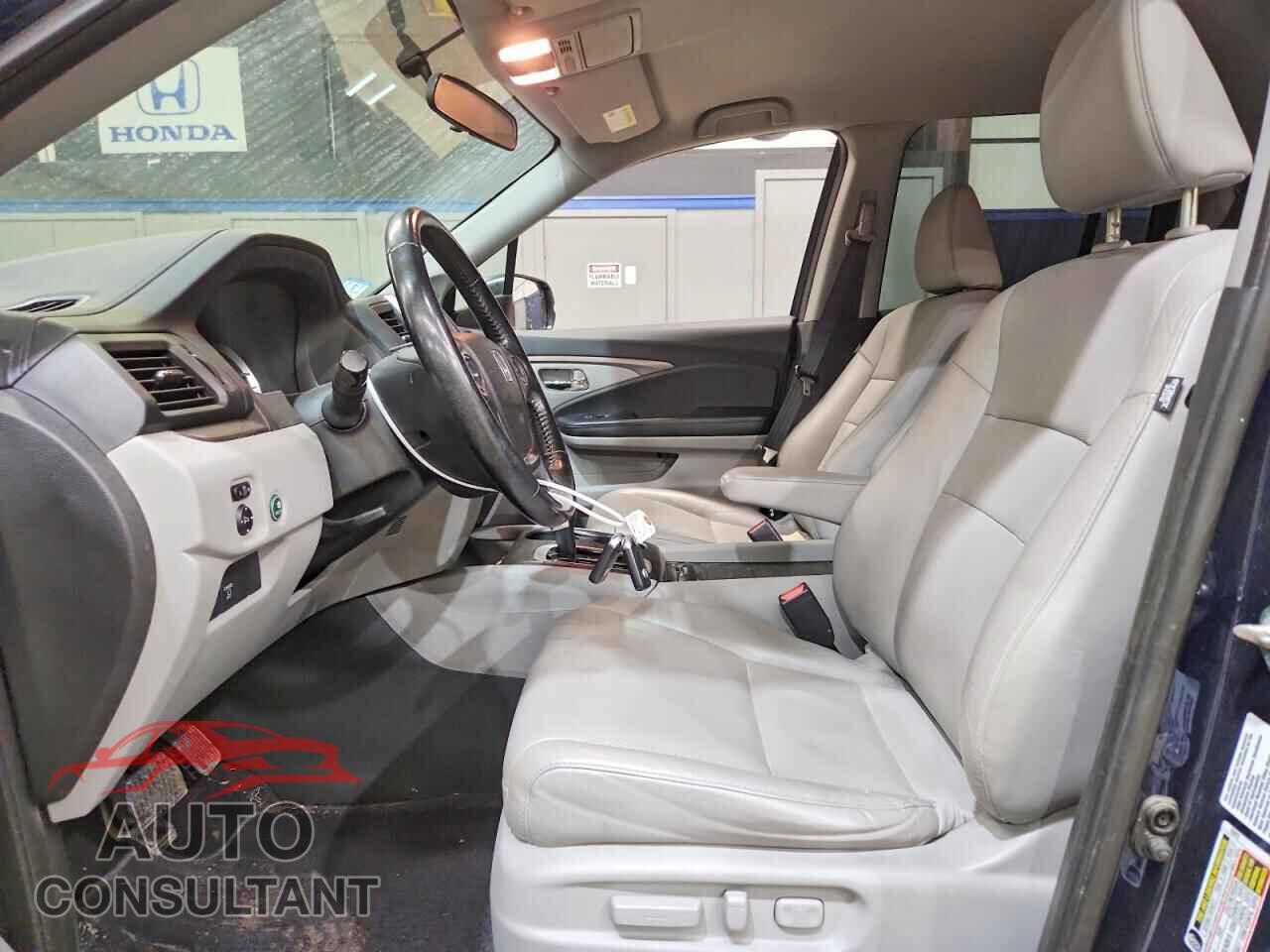 HONDA RIDGELINE 2017 - 5FPYK3F56HB005290