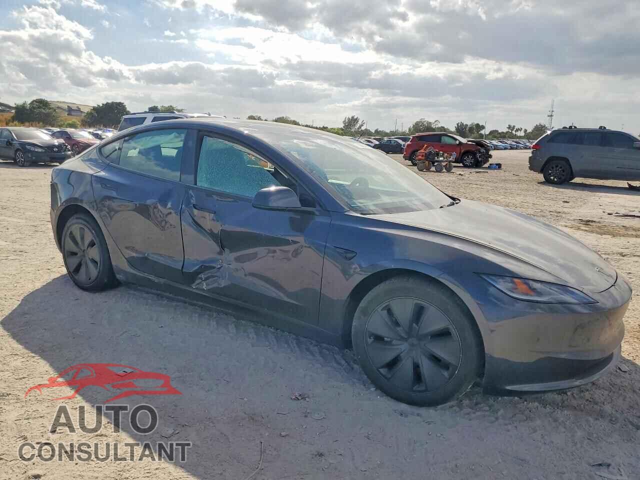 TESLA MODEL 3 2024 - 5YJ3E1EA2RF724440