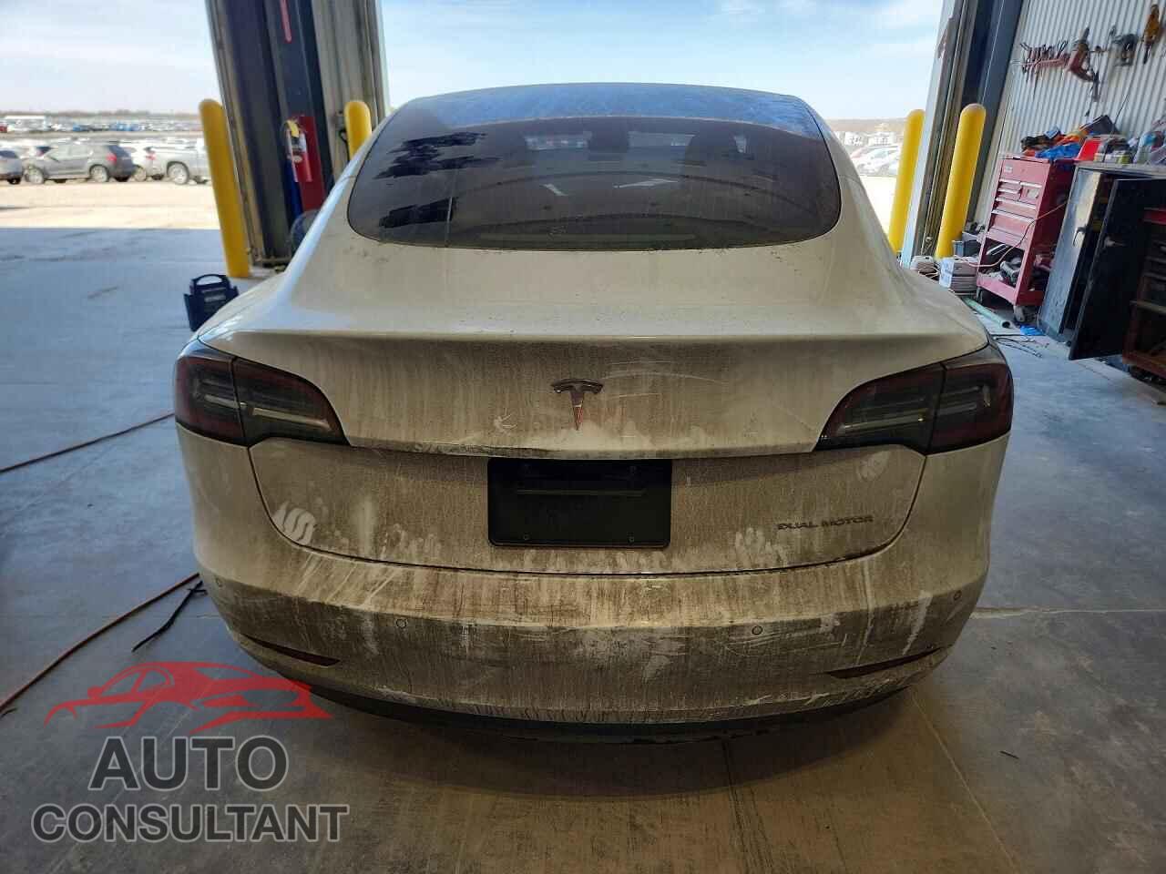 TESLA MODEL 3 2020 - 5YJ3E1EB9LF618227