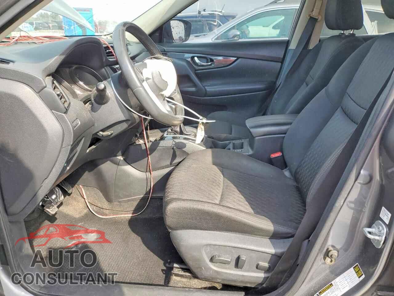 NISSAN ROGUE 2017 - KNMAT2MT2HP561699