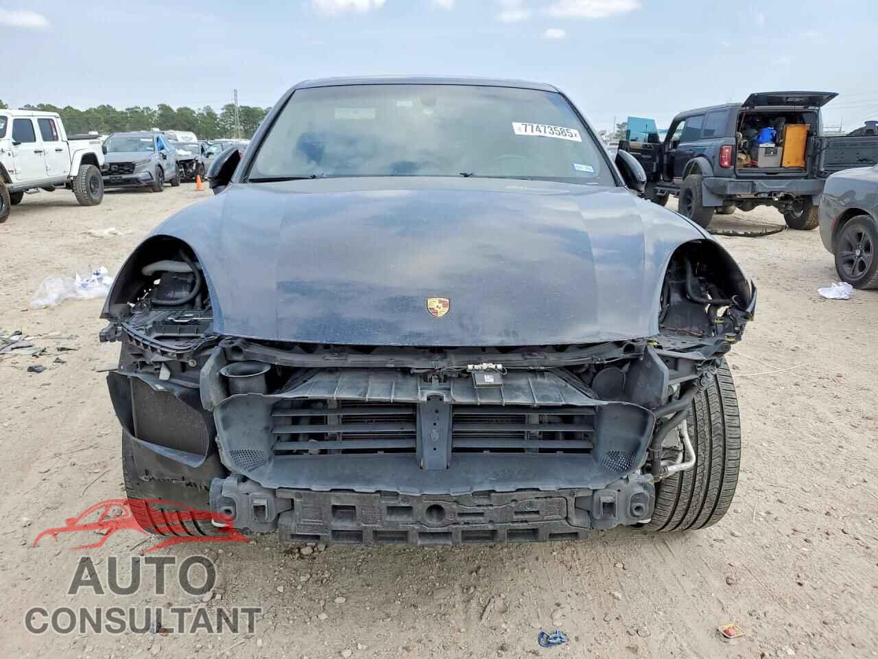 PORSCHE CAYENNE 2016 - WP1AE2A26GLA17720