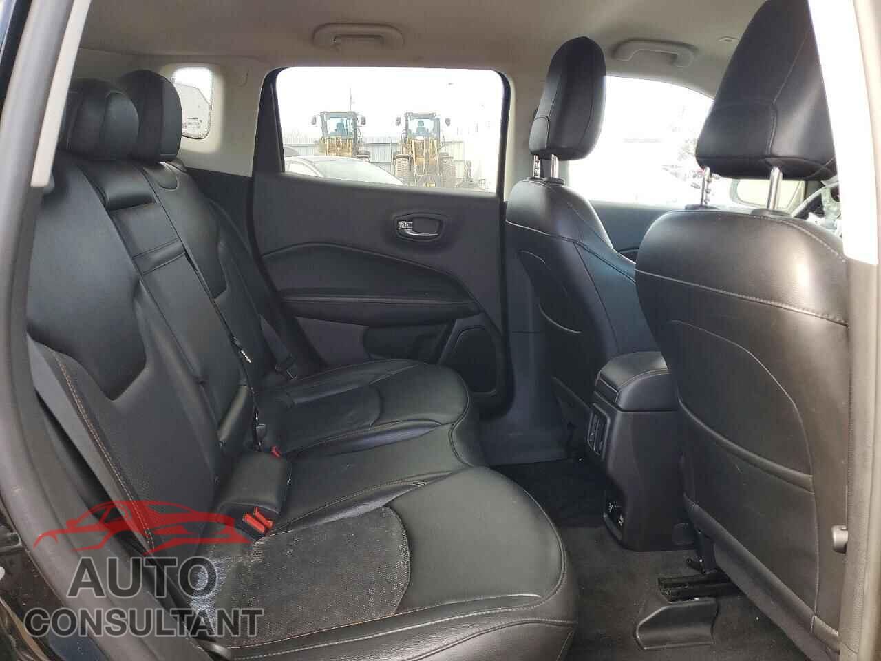 JEEP COMPASS 2019 - 3C4NJDCB8KT595340