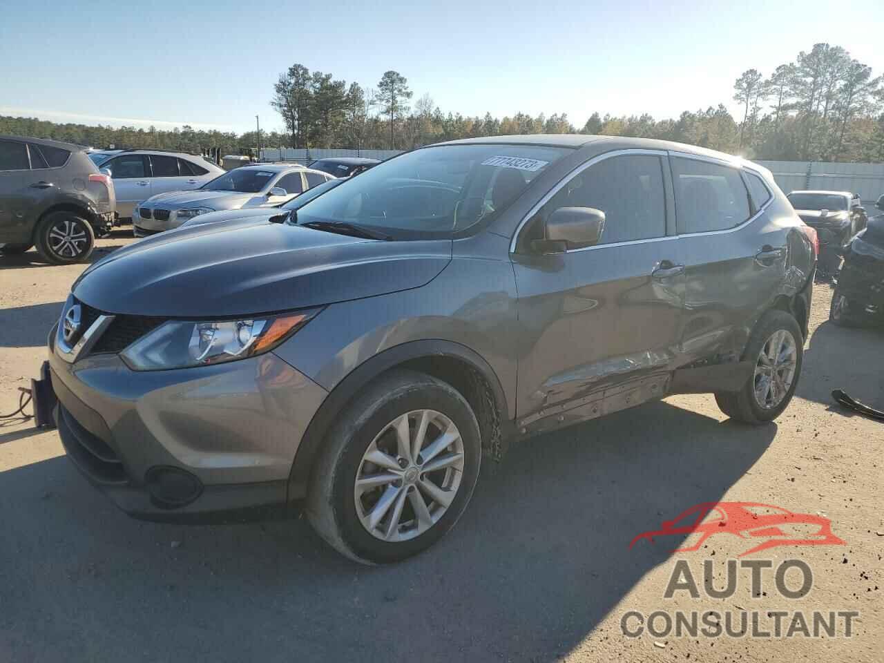 NISSAN ROGUE 2017 - JN1BJ1CP7HW003364