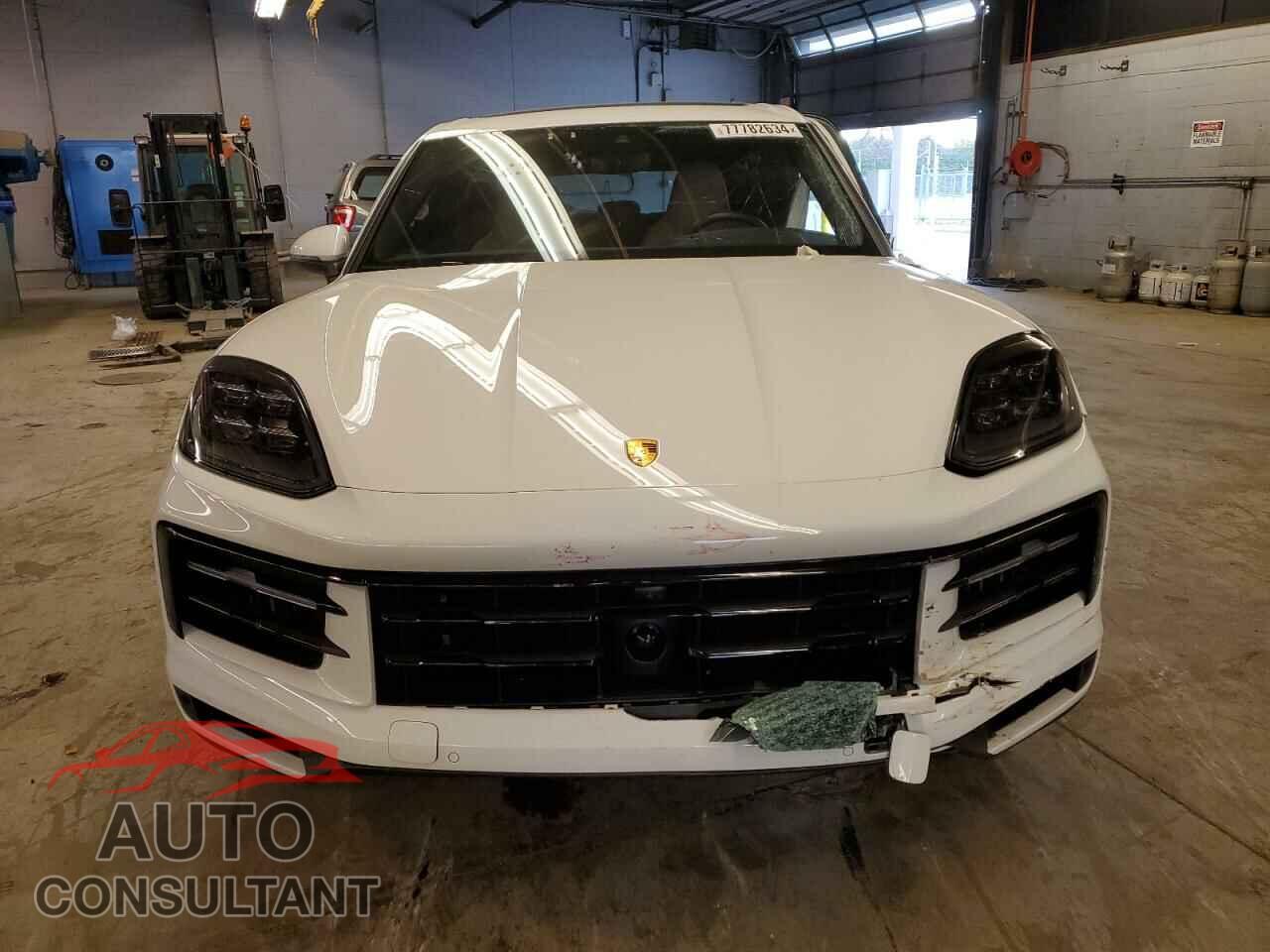 PORSCHE CAYENNE 2024 - WP1AL2AY1RDA32214