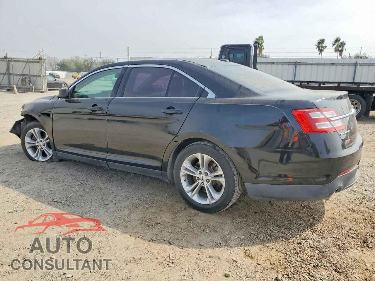 FORD TAURUS 2017 - 1FAHP2D82HG112799