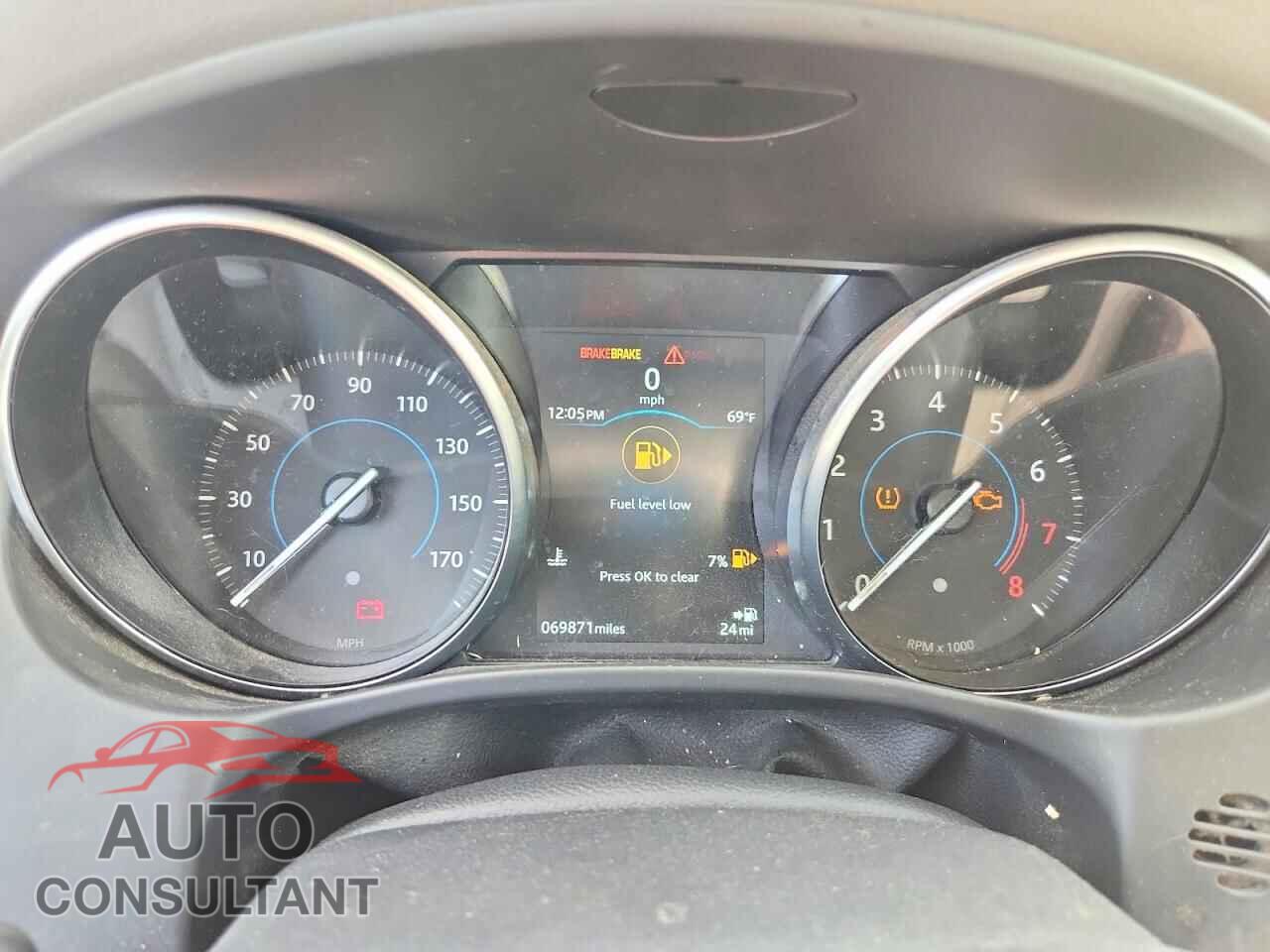 JAGUAR XE 2018 - SAJAD4FX4JCP41497