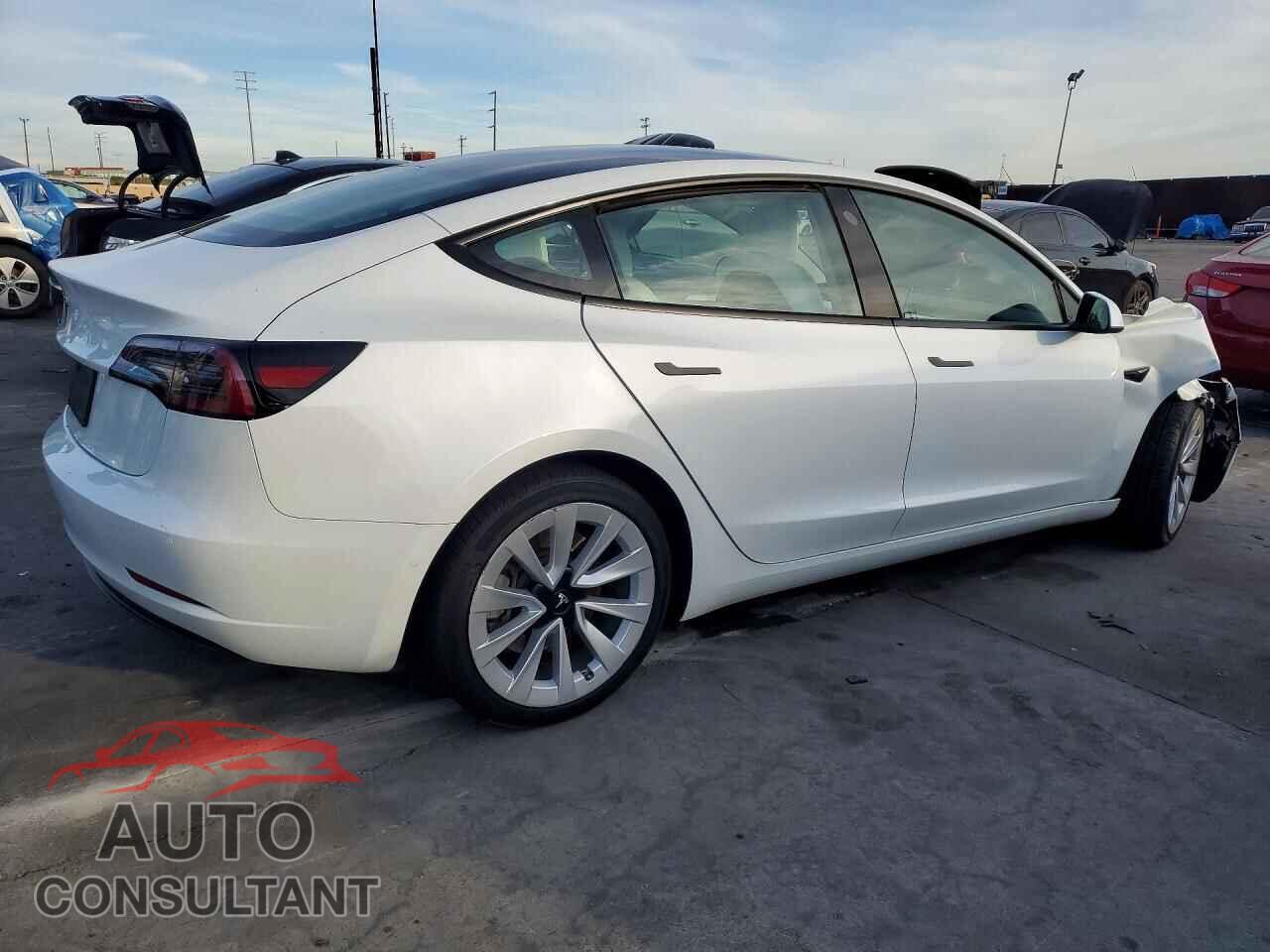 TESLA MODEL 3 2022 - 5YJ3E1EA2NF374219