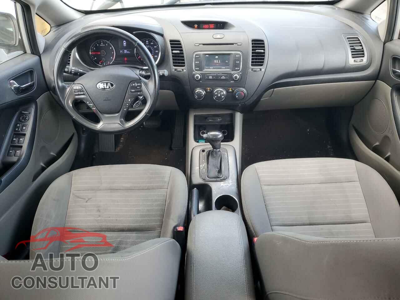 KIA FORTE 2016 - KNAFX4A88G5463936