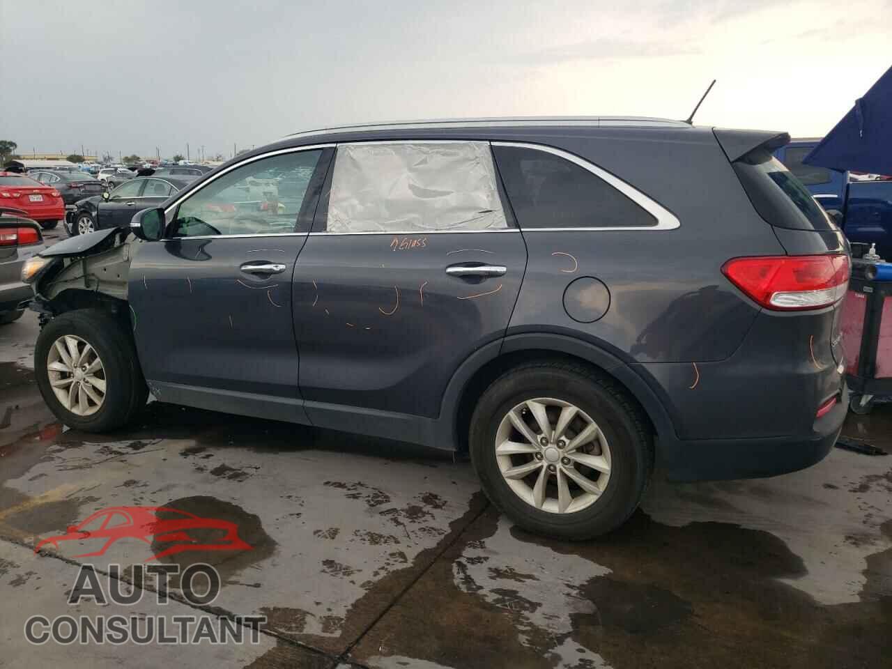 KIA SORENTO 2017 - 5XYPG4A59HG236714