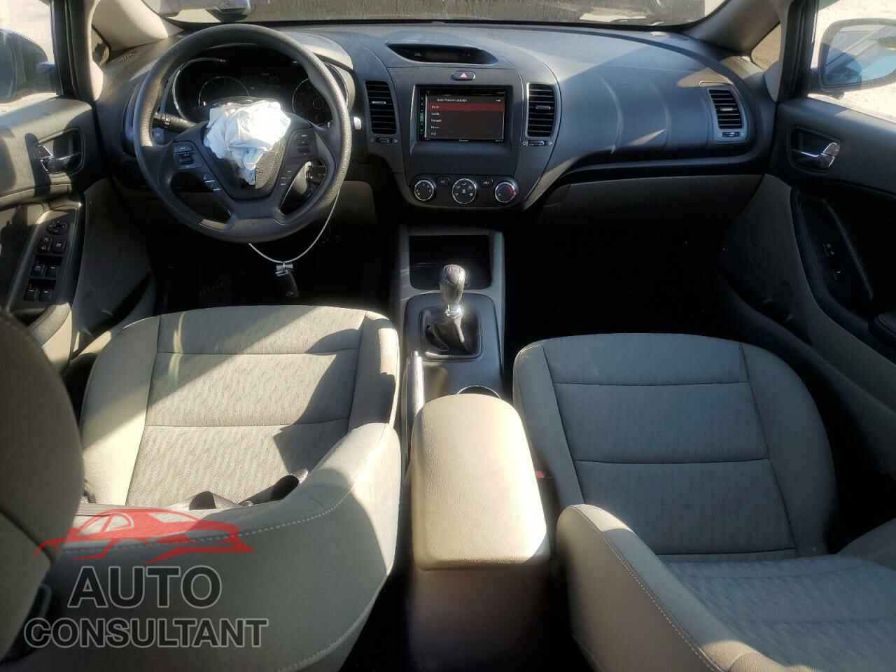 KIA FORTE 2016 - KNAFK4A64G5619032