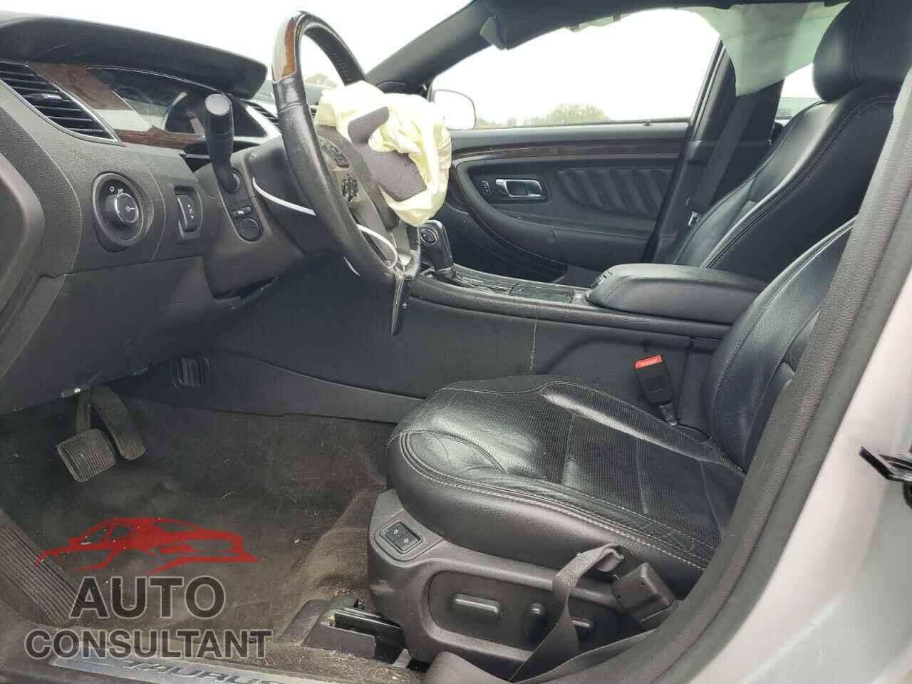 FORD TAURUS 2018 - 1FAHP2F85JG129924