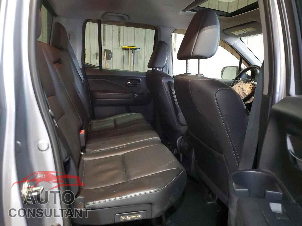 HONDA RIDGELINE 2017 - 5FPYK3F77HB002559