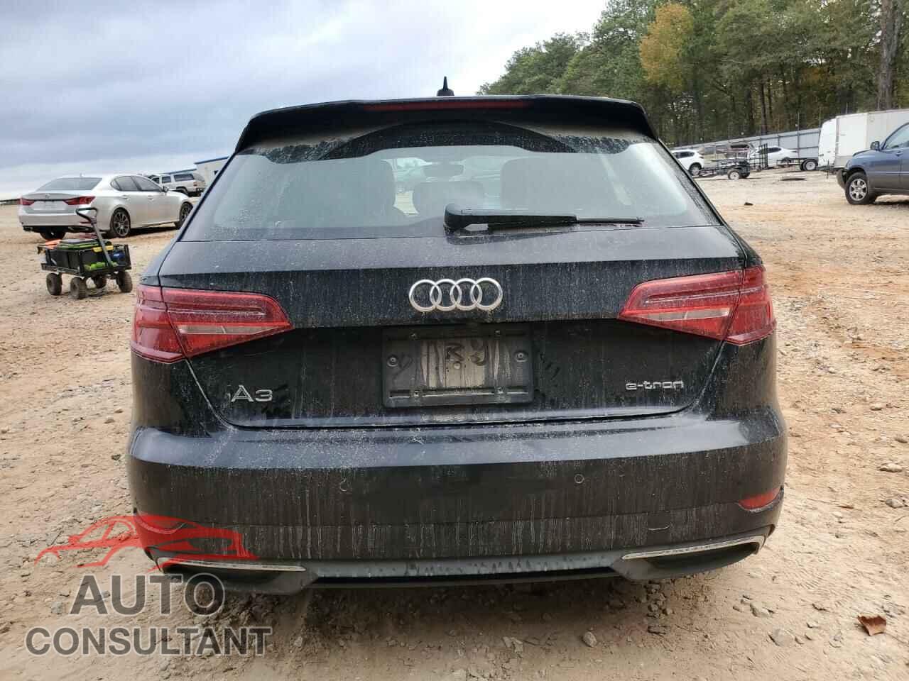 AUDI A3 2017 - WAUTPBFF4HA129037