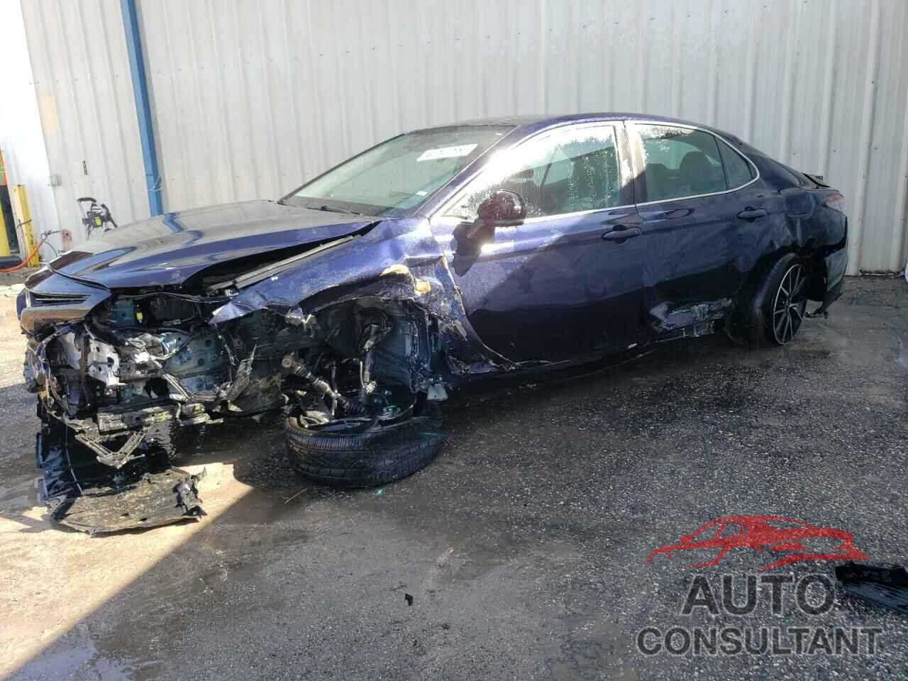 TOYOTA CAMRY 2021 - 4T1G11AK0MU444233