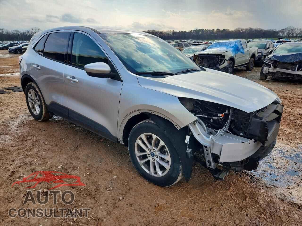 FORD ESCAPE 2020 - 1FMCU0G61LUA46568