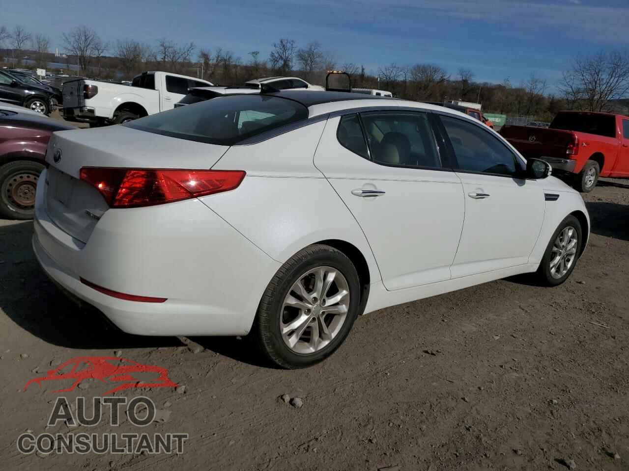 KIA OPTIMA 2013 - 5XXGN4A74DG243768