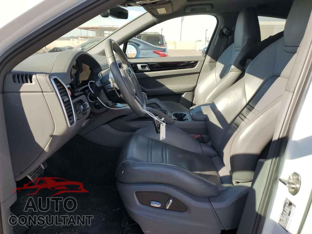 PORSCHE CAYENNE 2020 - WP1BB2AY4LDA57008
