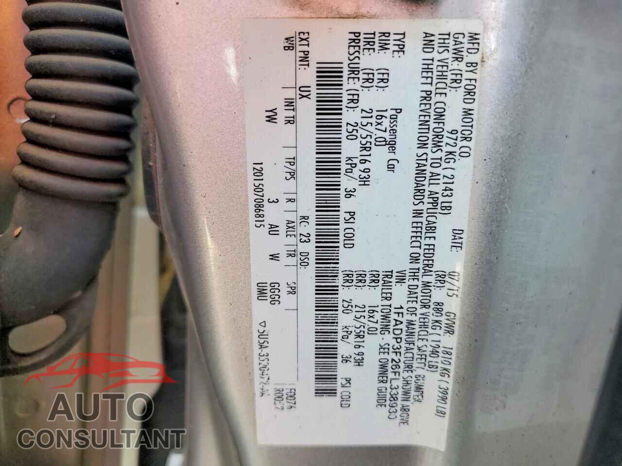 FORD FOCUS 2015 - 1FADP3F26FL338930