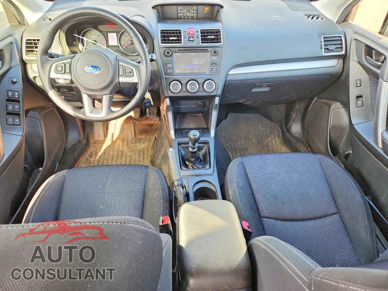 SUBARU FORESTER 2018 - JF2SJAAC0JG543914