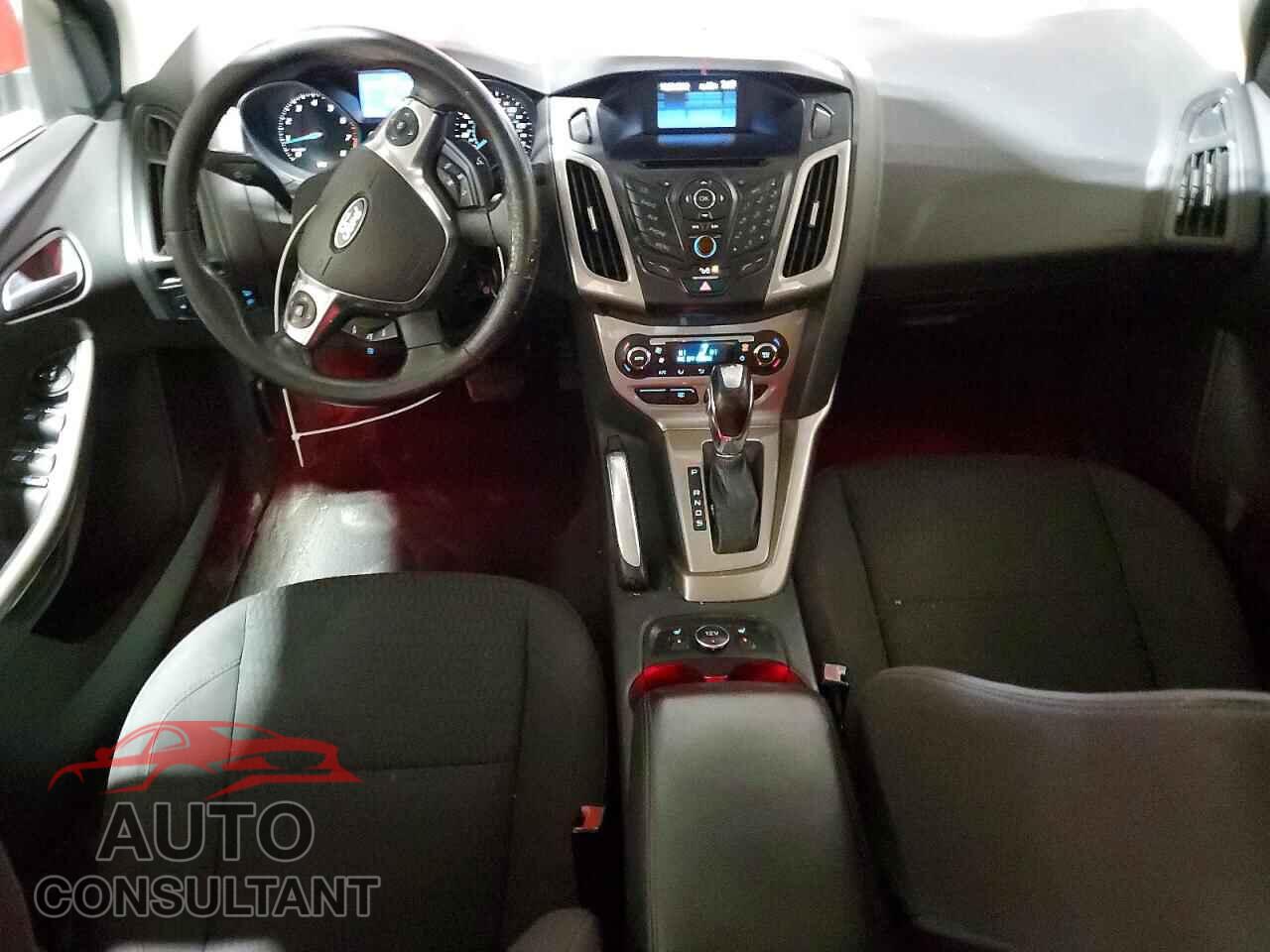 FORD FOCUS 2012 - 1FAHP3H2XCL343137