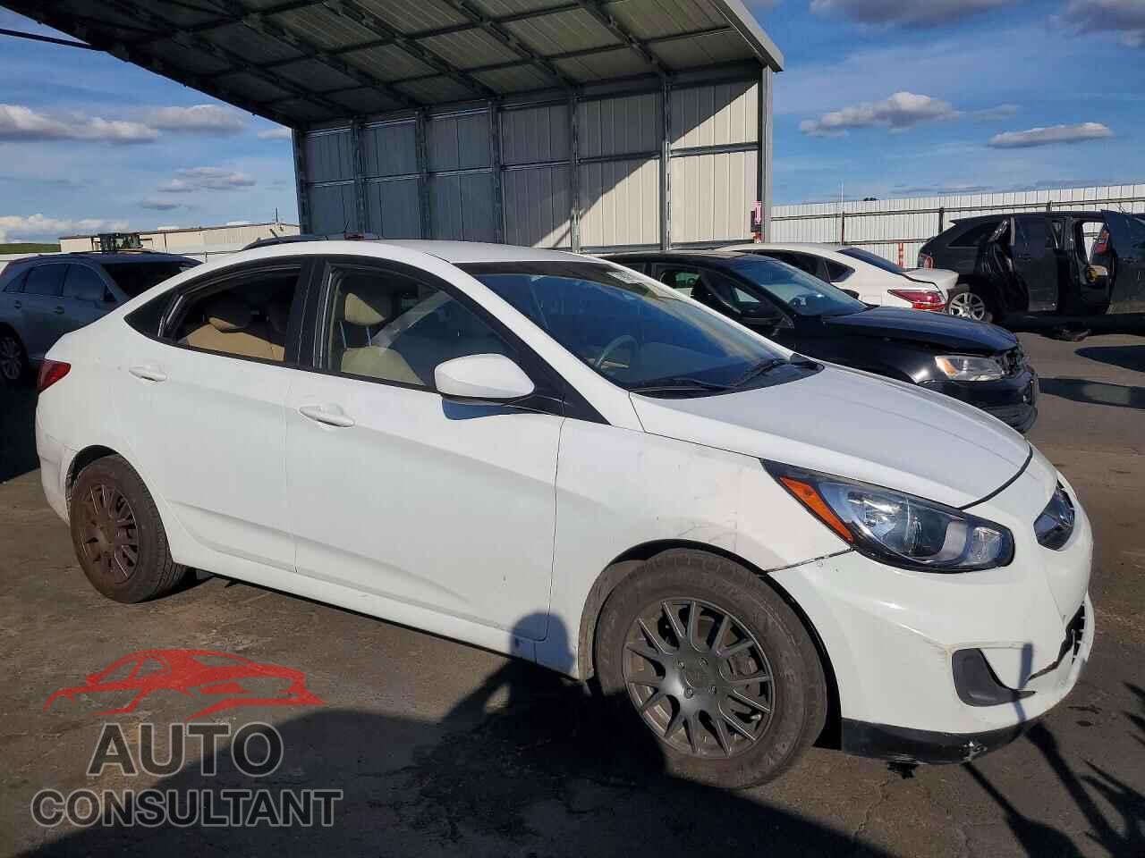 HYUNDAI ACCENT 2014 - KMHCT4AEXEU664761