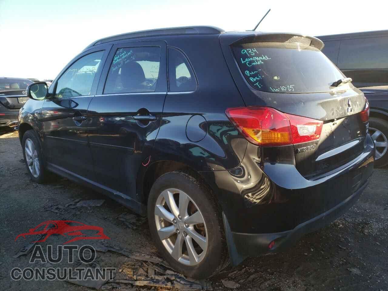 MITSUBISHI OUTLANDER 2015 - 4A4AR4AW9FE045849