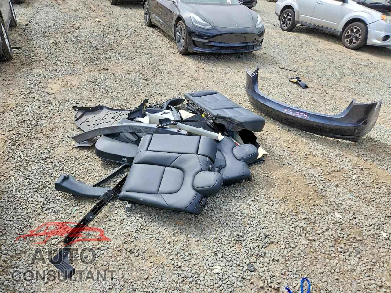 TESLA MODEL 3 2023 - 5YJ3E1EA7PF643396