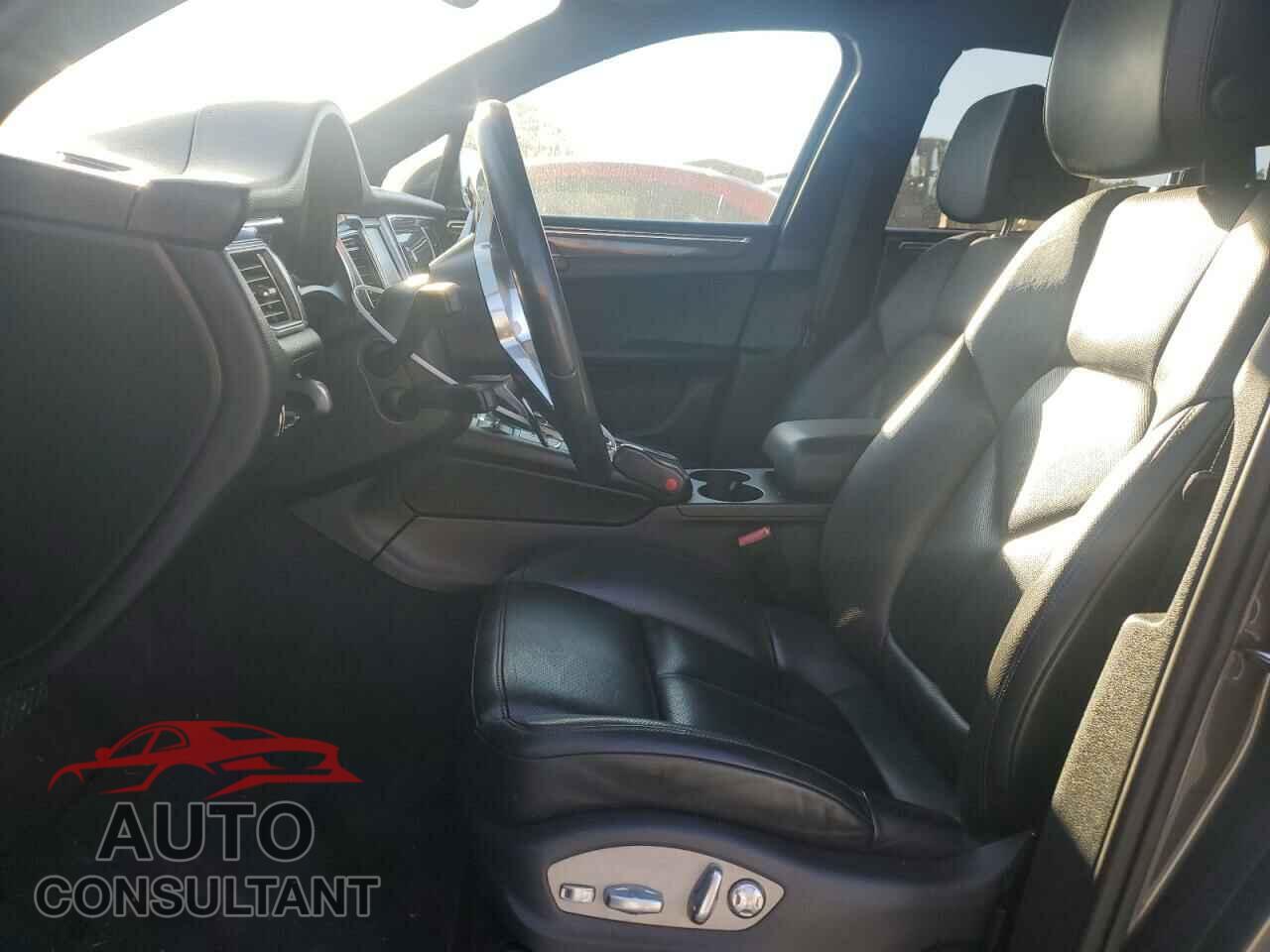 PORSCHE MACAN 2015 - WP1AB2A58FLB66132