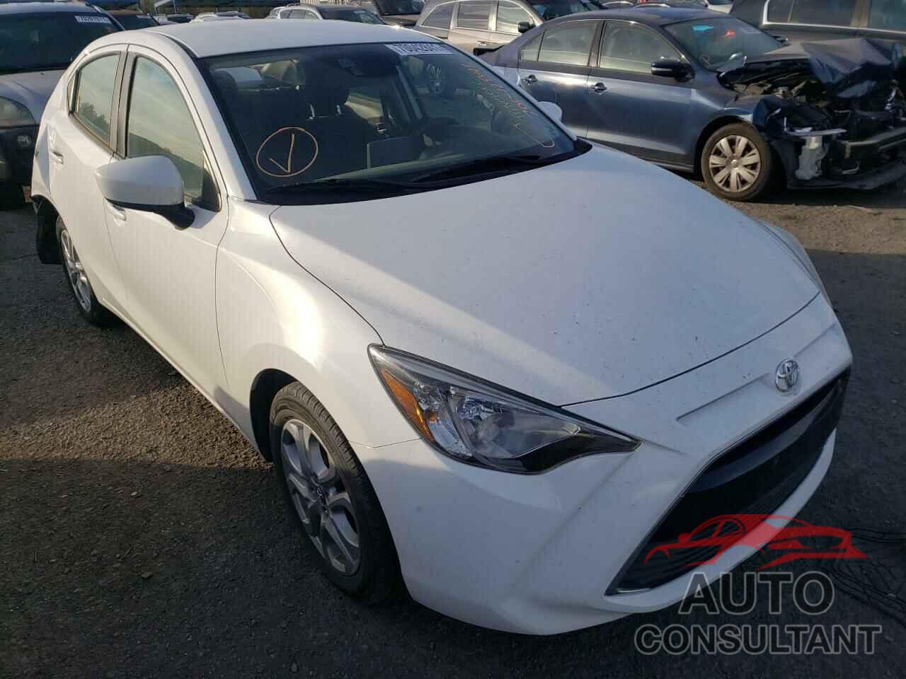 TOYOTA YARIS 2017 - 3MYDLBYV0HY167630