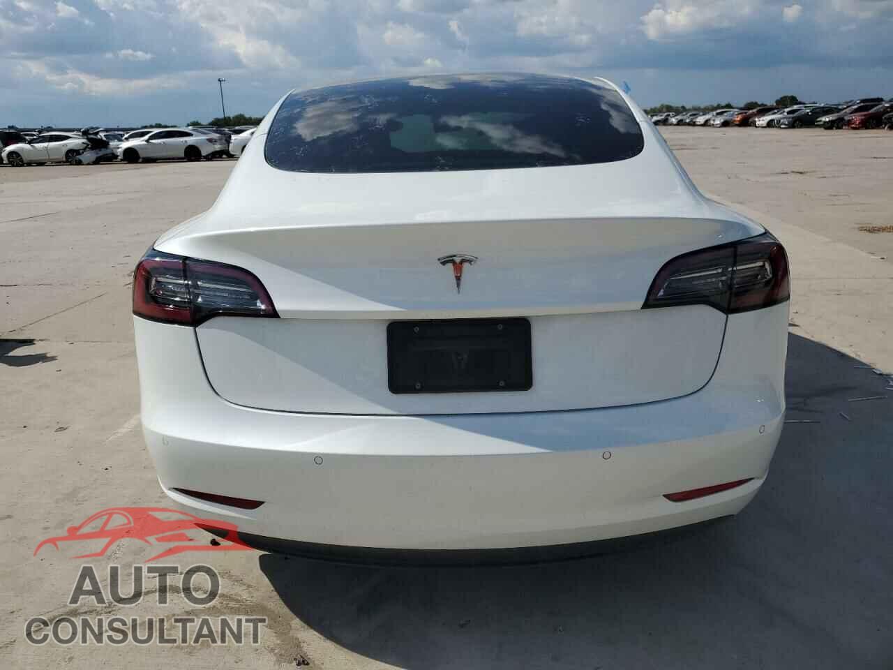 TESLA MODEL 3 2022 - 5YJ3E1EA1NF101515