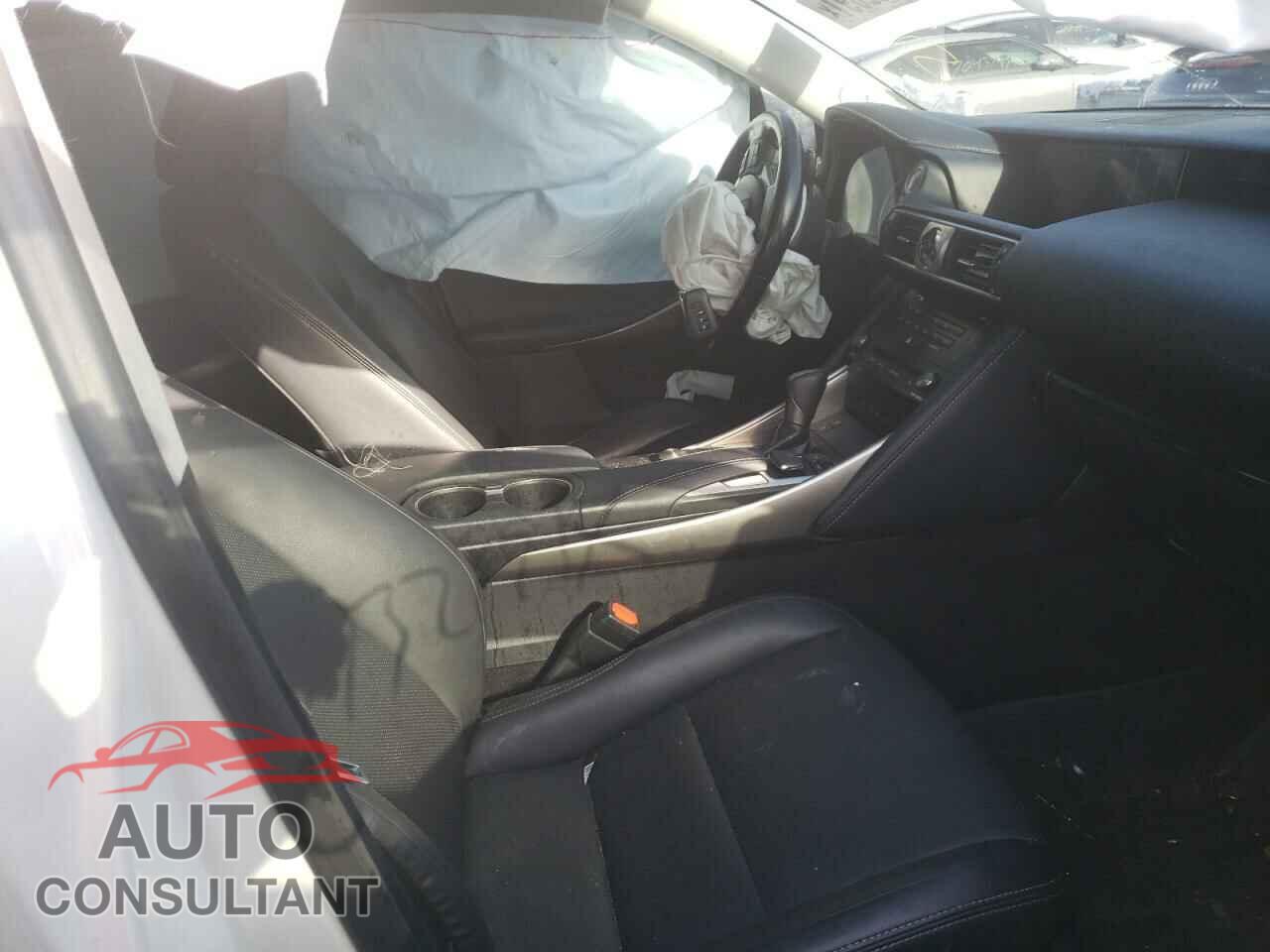 LEXUS IS 2017 - JTHCM1D20H5019924