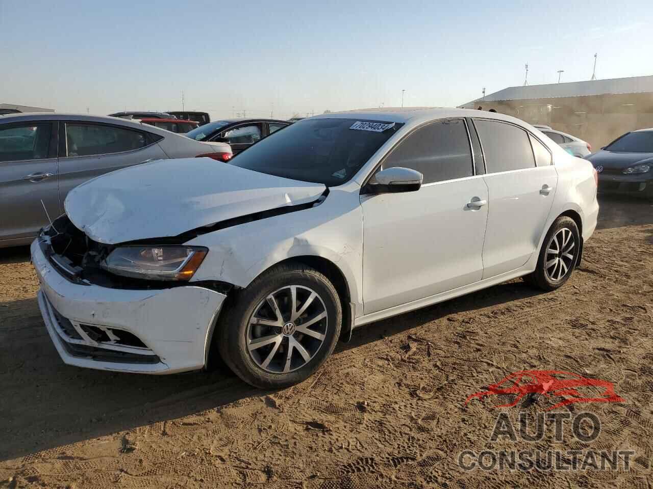 VOLKSWAGEN JETTA 2017 - 3VWDB7AJXHM204421